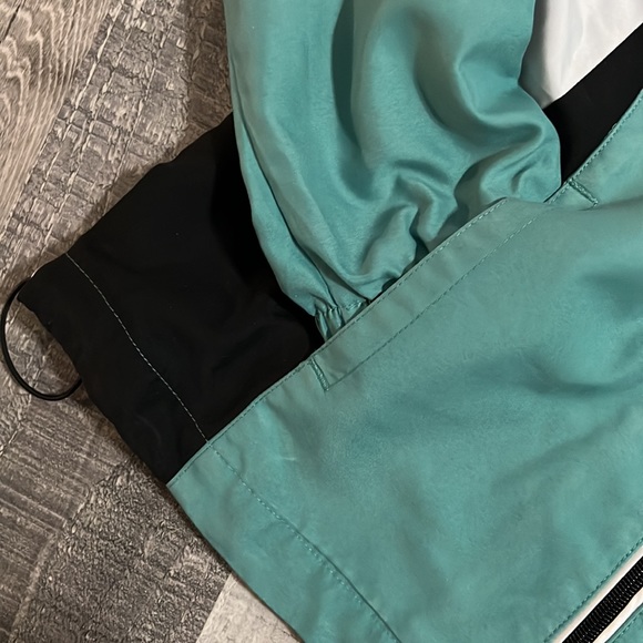 SJB Active light weight full zip jacket women's teal/white size Petite Small - Picture 4 of 8